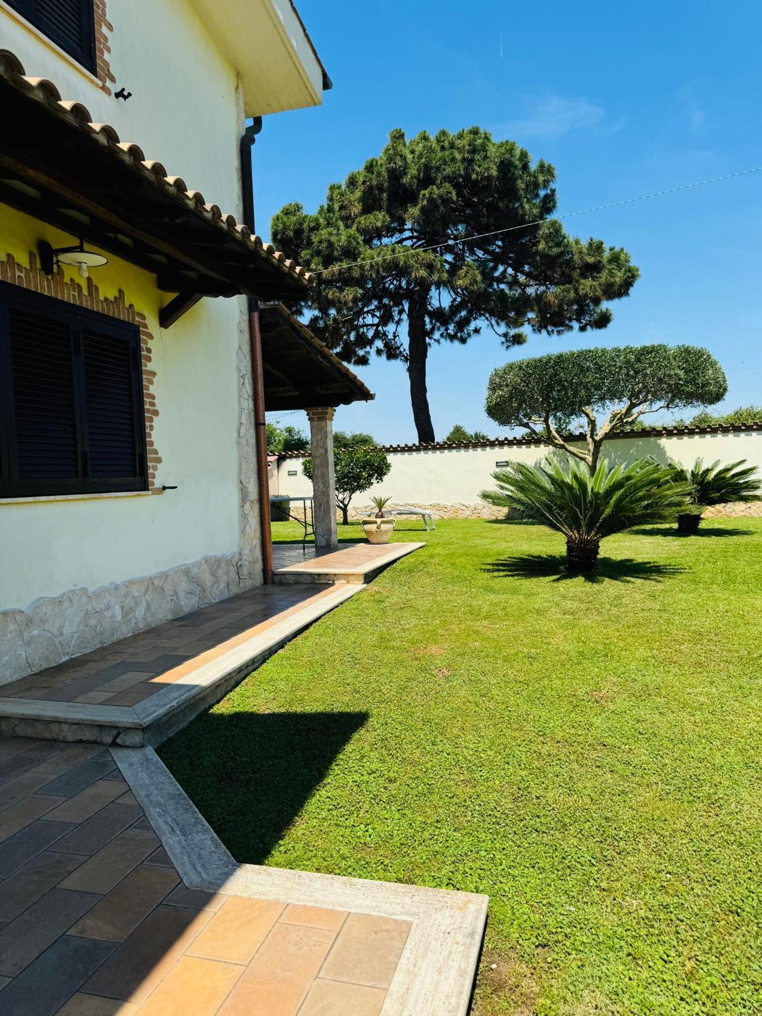 Villa Luxury House à Anzio Extérieur photo